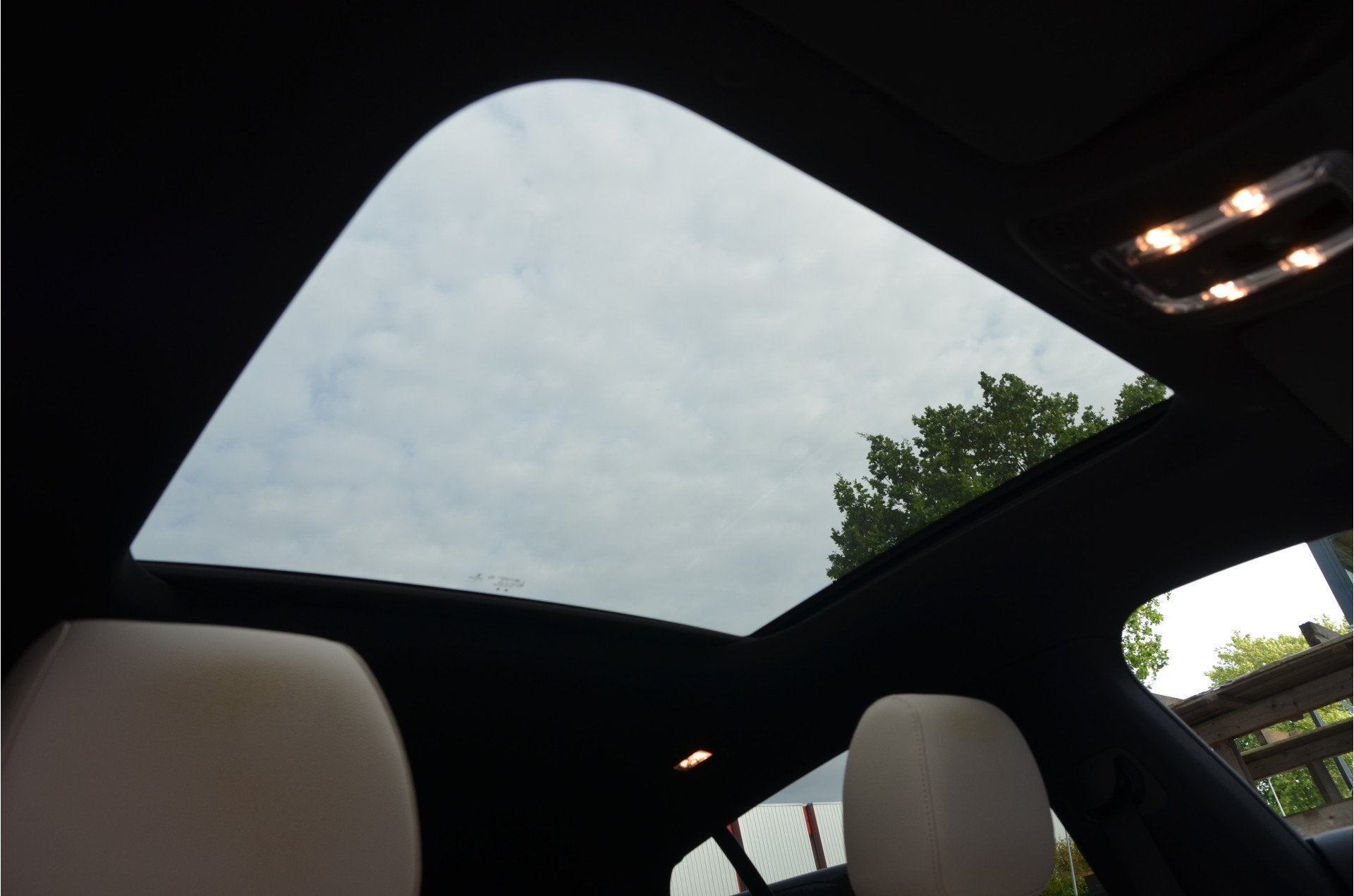 Mercedes-Benz CLA-Klasse Shooting Brake 250 e Premium Plus L, Gebruikt, 4 cilinders, Zwart, Hybride Elektrisch/Benzine