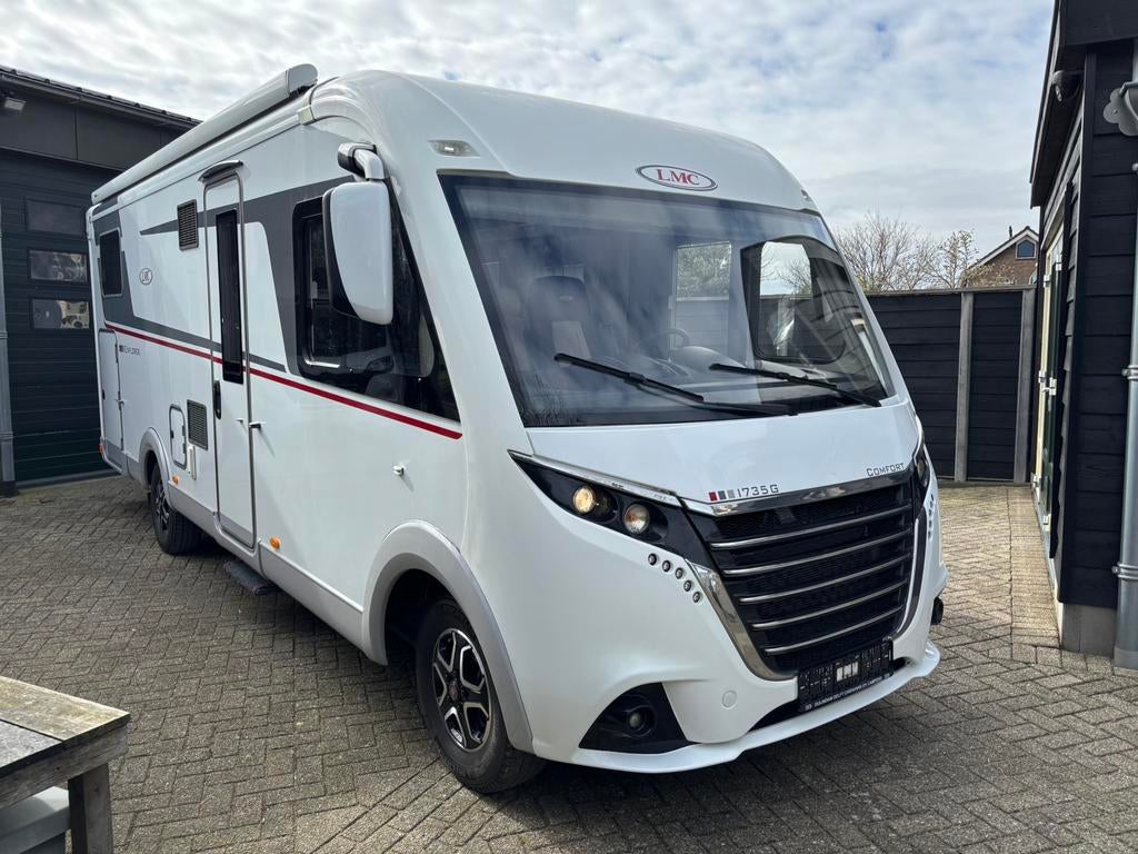 LMC(Burstner)Explorer Comfort i735G, 2019 15000km, Caravans en Kamperen, Campers, Ringverwarming, Fiat, Airbags, 7 tot 8 meter