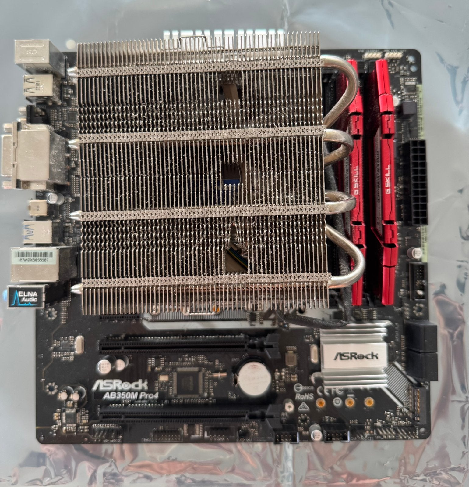 Moederbord met AMD Ryzen 7 en 32Gb geheugen, Computers en Software, Moederborden, Ophalen, Gebruikt, AMD, DDR4
