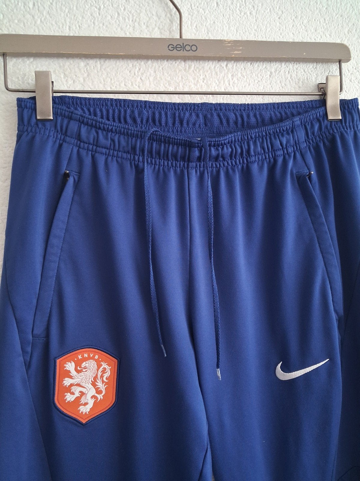 Nike KNVB Trainingsbroek - Maat M, Nike, Ophalen of Verzenden, Zo goed als nieuw, Voetbal