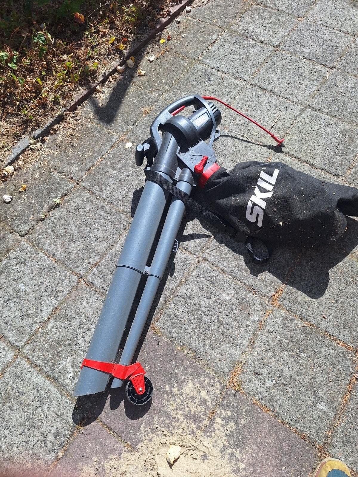 bladbazer blad zuiger werkt nog goed, Tuin en Terras, Ophalen, Gebruikt, Elektrisch