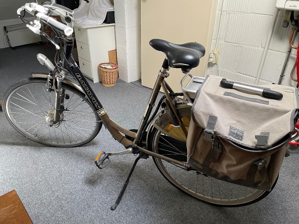 Elektrische dames fiets, 59 cm of meer, Ophalen, Gebruikt, Batavus