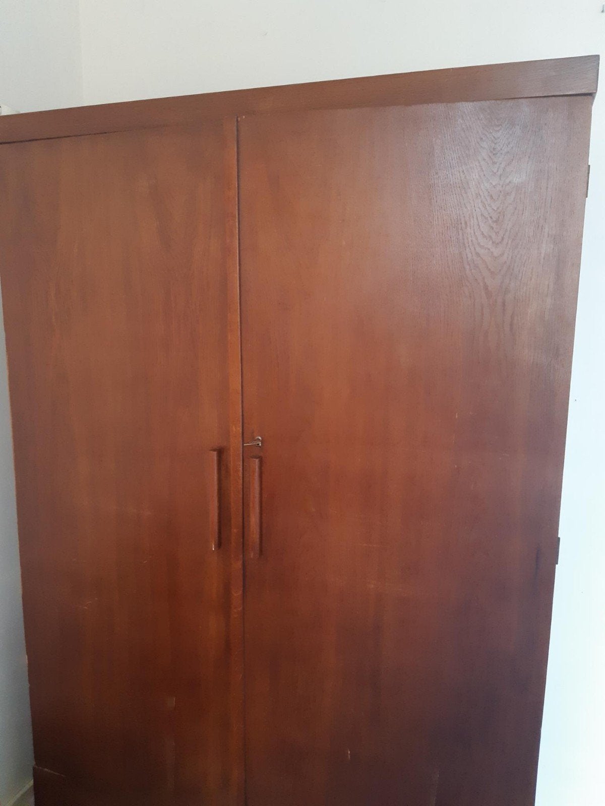 gratis Kledingkast -  te ophalen 18 op 19/9, Ophalen, Gebruikt, Vintage, Met lade(s)