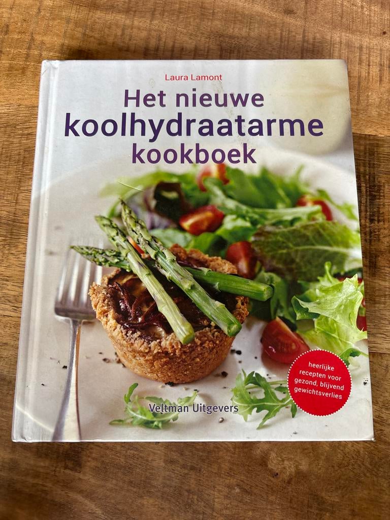 Laura Lamont - Het nieuwe koolhydraatarme kookboek, Ophalen of Verzenden, Zo goed als nieuw, Gezond koken, Laura Lamont