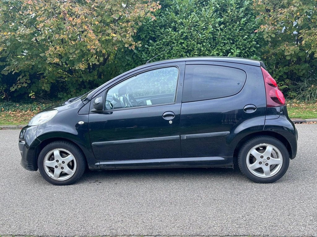 Peugeot 107 1.0 Envy 5DR*Airco*18-11-2026 APK*Nieuwe koppeli, Auto's, Peugeot, Voorwielaandrijving, Euro 5, Gebruikt, 4 stoelen