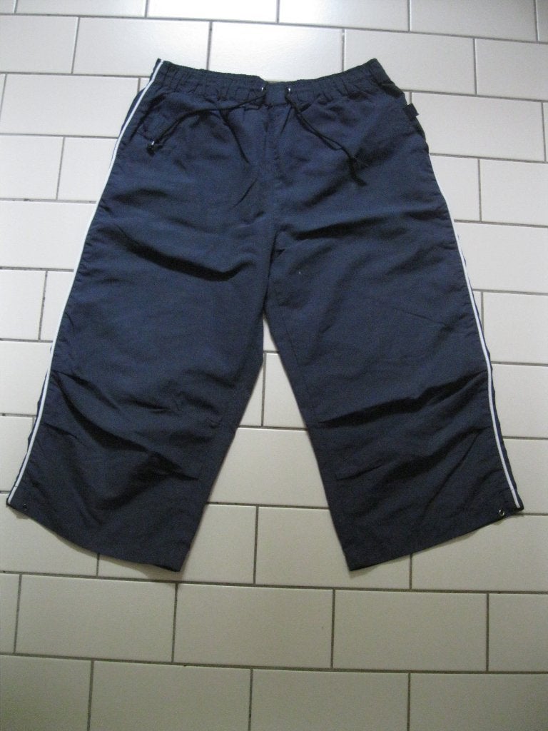 maat 158, -164, 1 marineblauwe capri sportbroek, Kinderen en Baby's, Kinderkleding | Maat 158, Gebruikt, Jongen of Meisje, Sport- of Zwemkleding