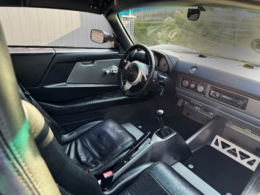 Foto 5 van Opel Speedster 2.2 zwart 2004 hardtop