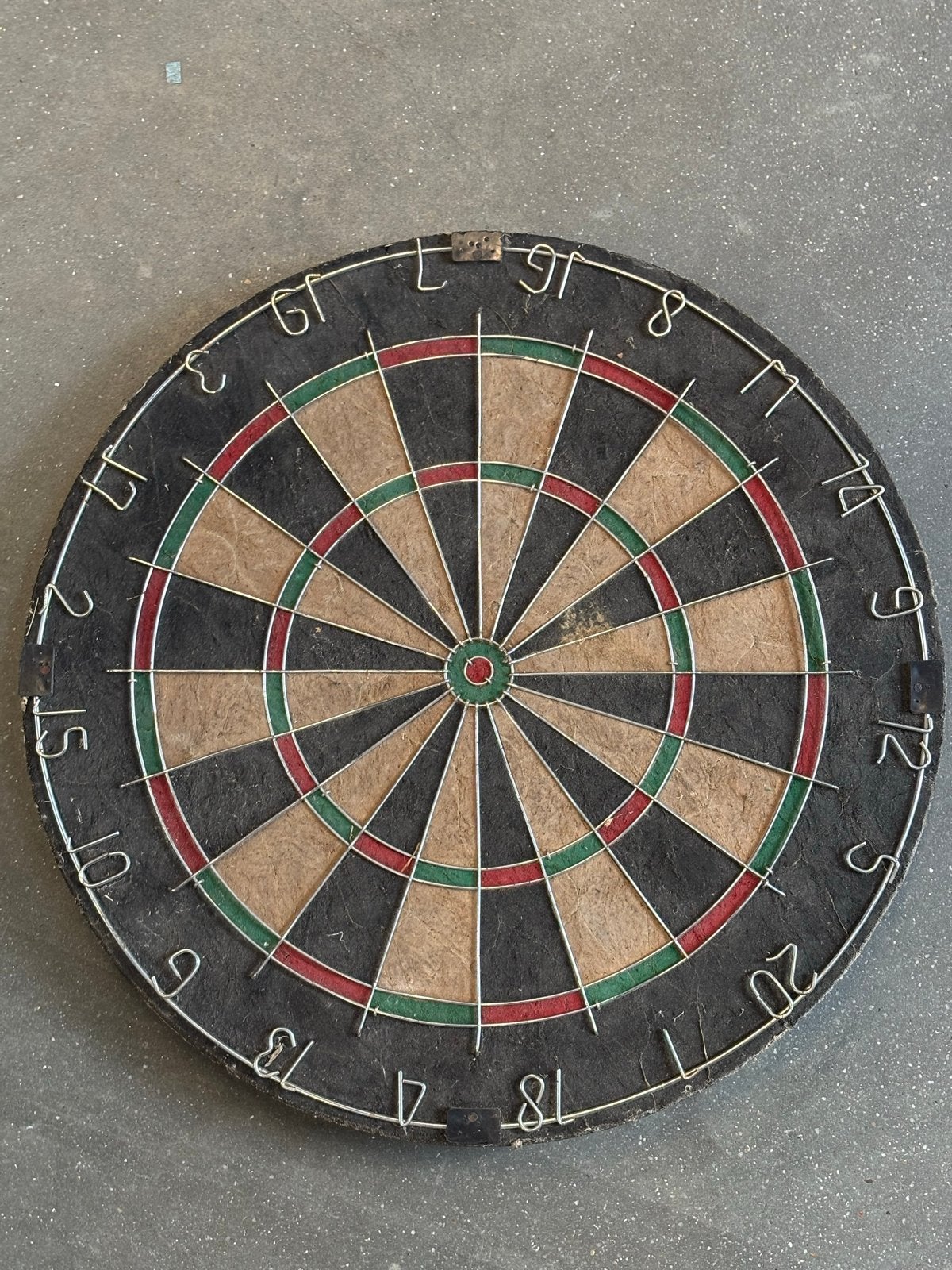 Gebruikt dartbord - Ideaal voor beginners, Ophalen, Gebruikt, Dartbord