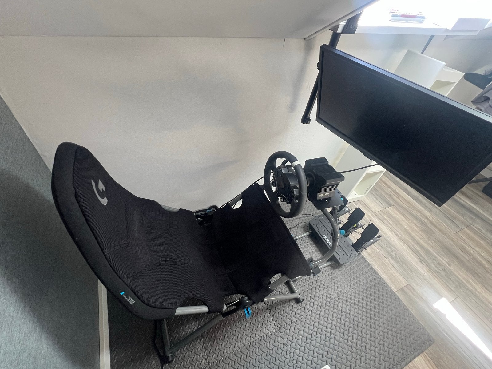 Complete Sim Racing Setup: MOZA R5, ESX wheel, PlaySeat X, Ophalen, Overige merken, Zo goed als nieuw