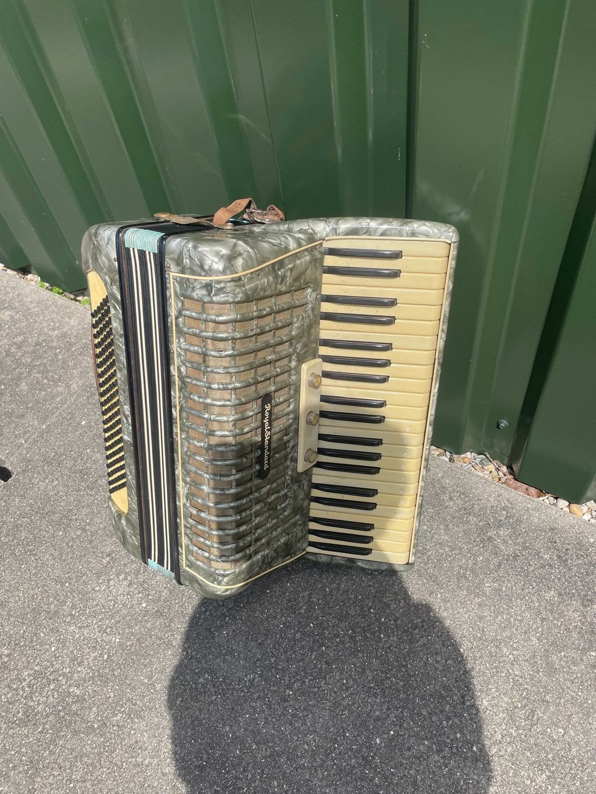 Accordeon met koffer - Goed bespeelbaar, Gebruikt, Overige formaten, Toetsaccordeon, Met koffer