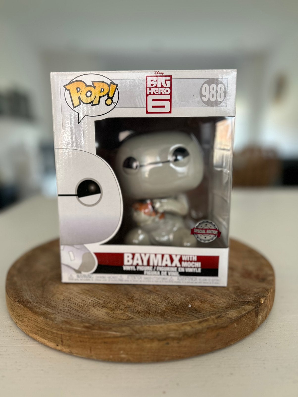 Funko Pop! Big Hero 6: Baymax met Mochi (nr. 988), Ophalen of Verzenden, Zo goed als nieuw