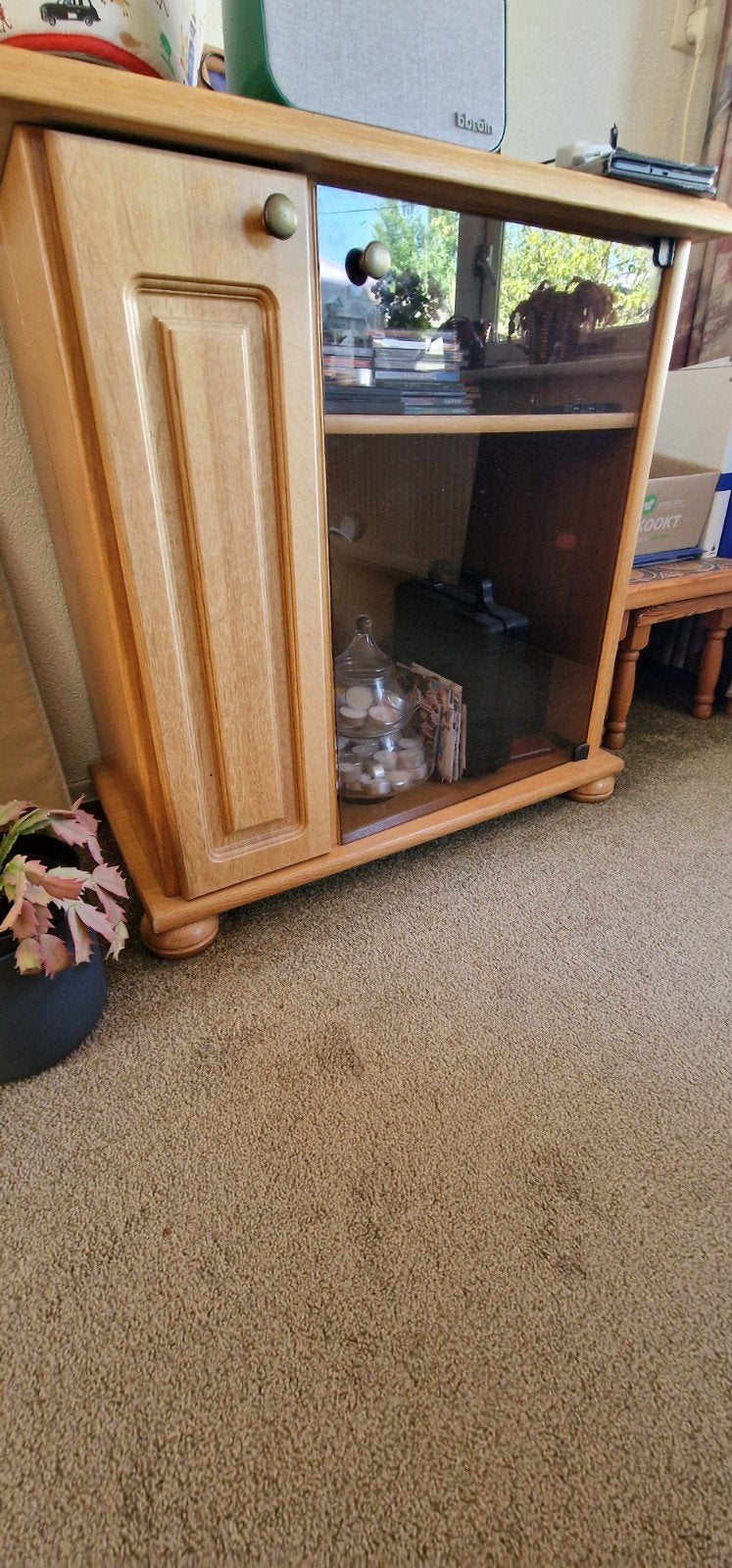 Houten kast met glazen deur en opbergruimte, Ophalen, Gebruikt, Glas, Klassiek