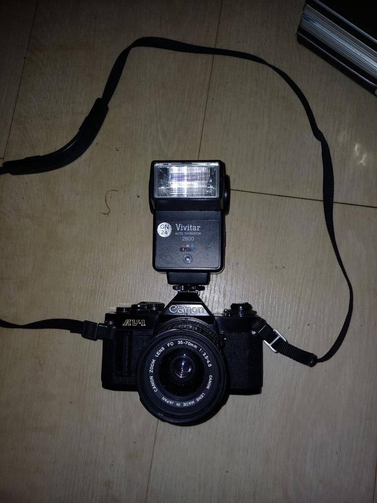 Canon av 1, Audio, Tv en Foto, Fotocamera's Analoog, Ophalen, Gebruikt, Spiegelreflex, Canon