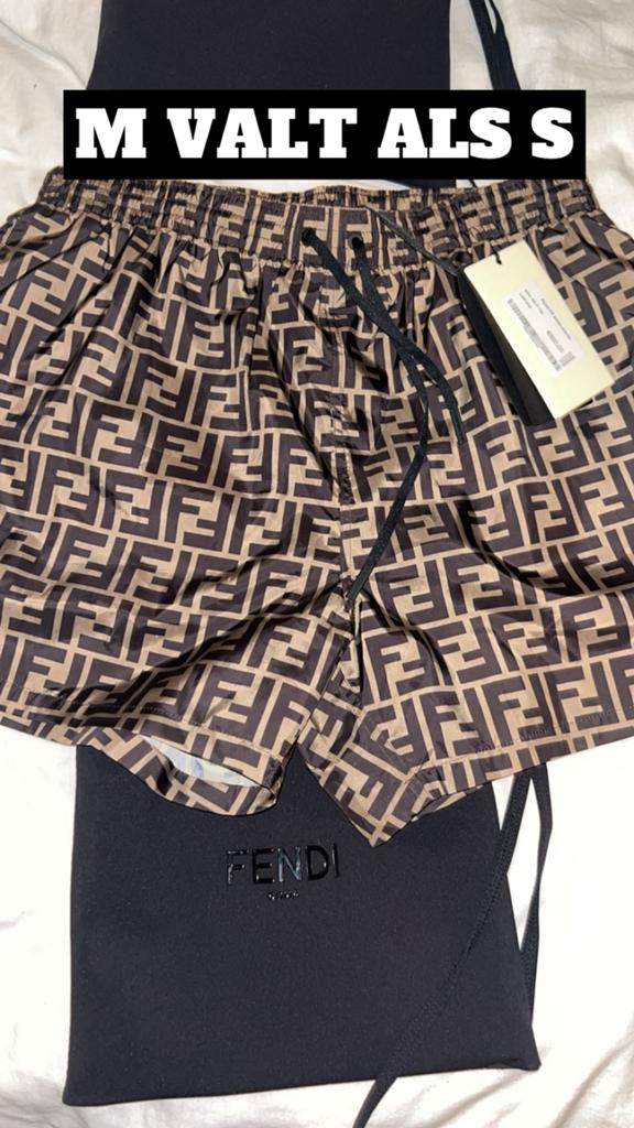 Fendi Zwembroek Bruin (MAAT M VALT ALS S), Ophalen, Bruin, Zwemshort, Maat 46 (S) of kleiner