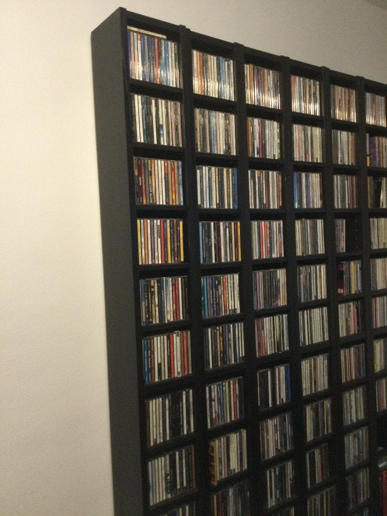 GEZOCHT: Benno of Gnedby CD kasten zwart van IKEA, Ophalen, Zo goed als nieuw, Hout, Cd's
