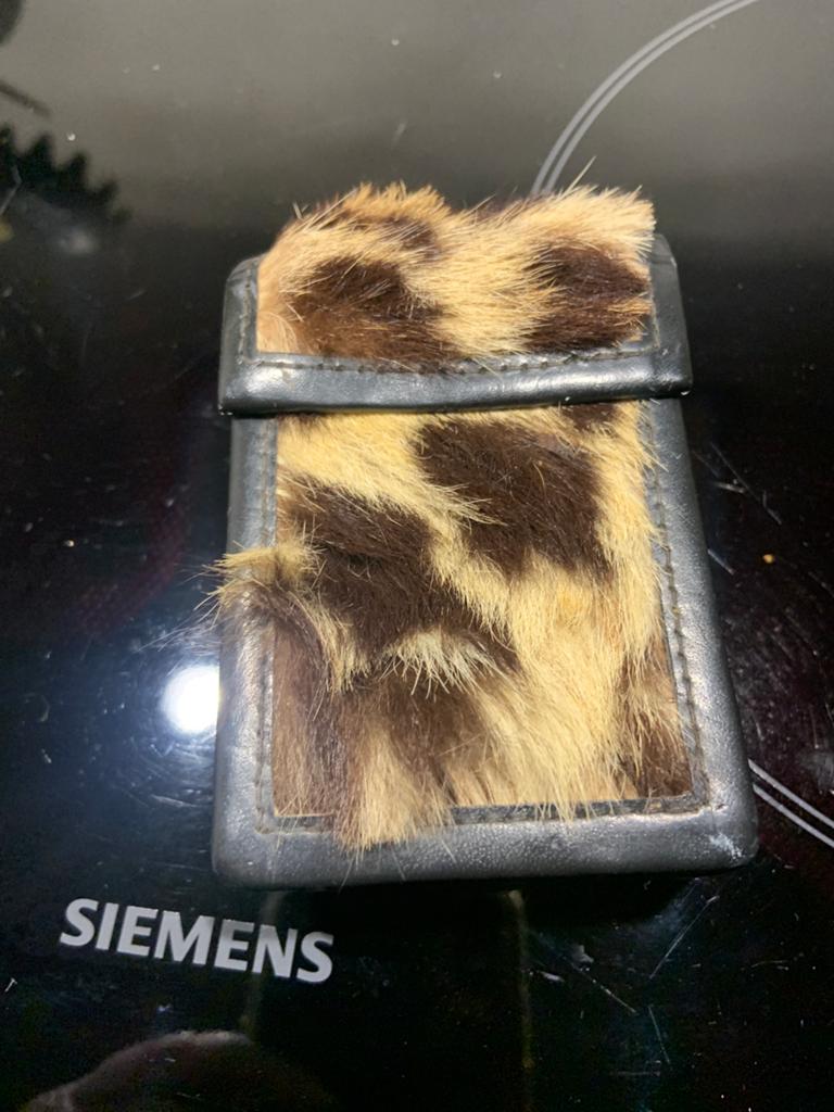 Sigaretkoker van dierenhuid, Ophalen of Verzenden, Zo goed als nieuw, Overige stijlen