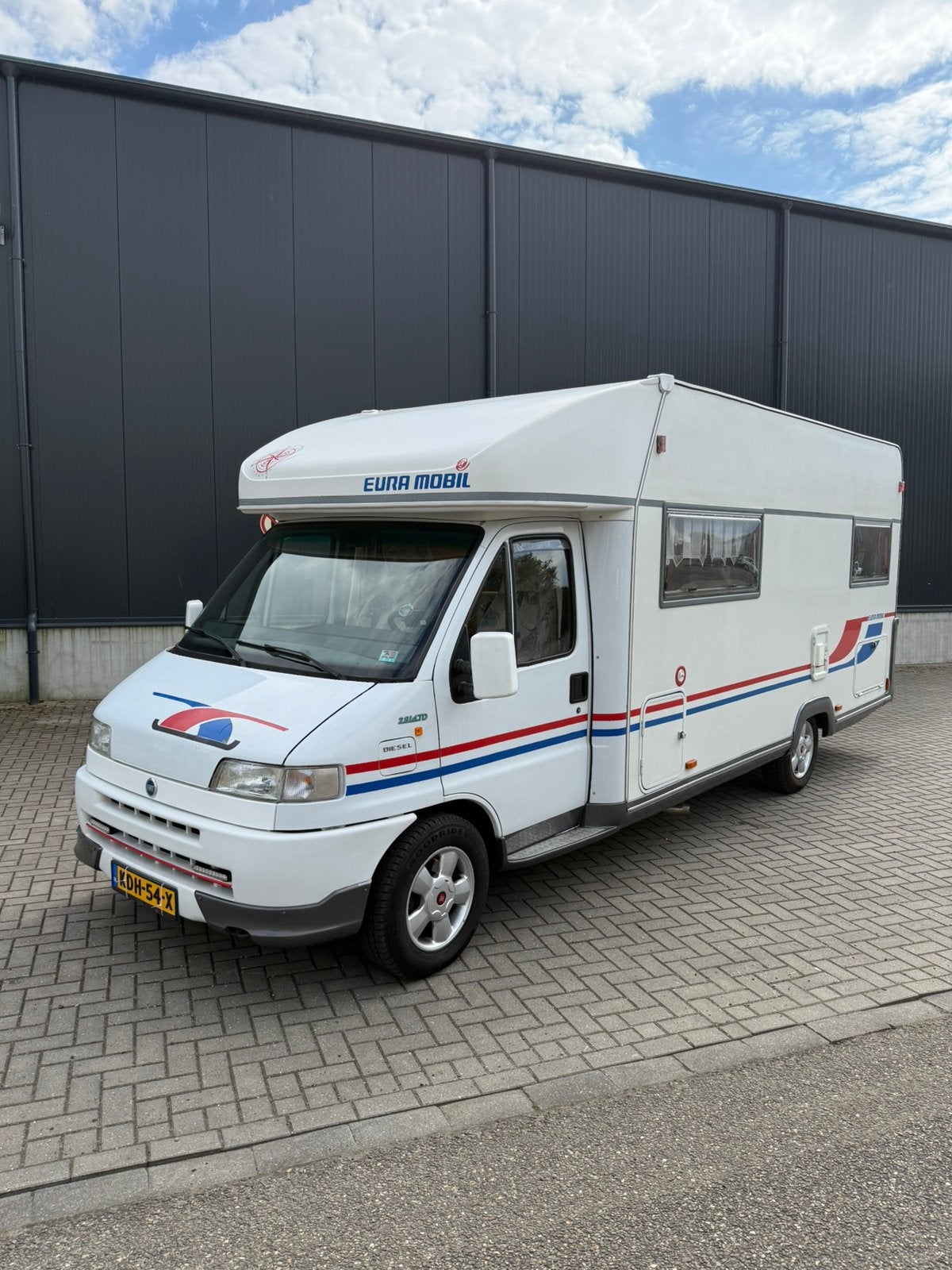 Eura mobil Halfintegraal 2.8i.d.TD winterhard !, Fiat, 6 tot 7 meter, Bedrijf, Half-integraal