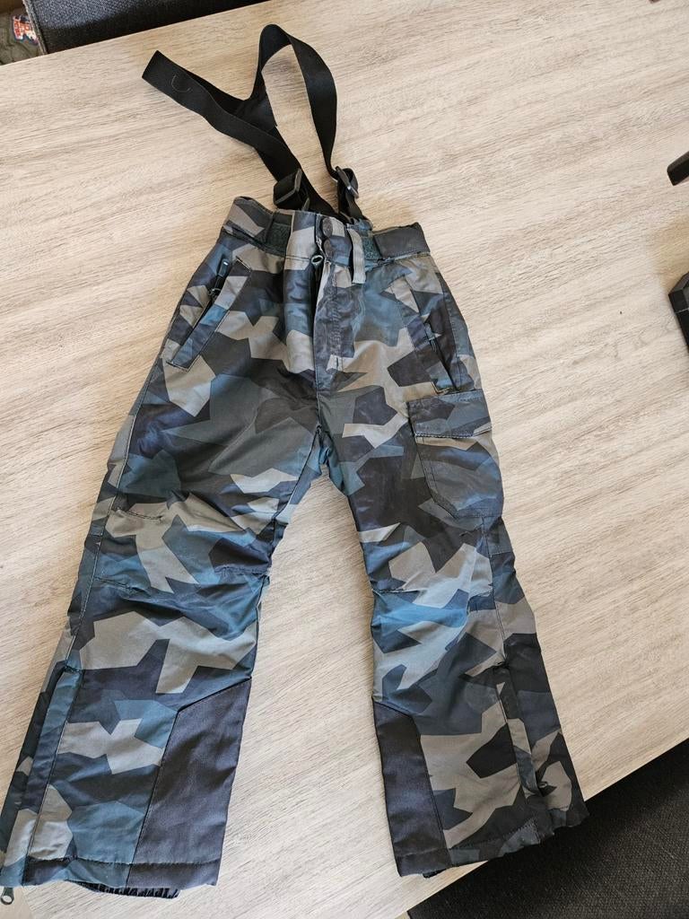 Mountain Peak ski-/snowboardbroek camouflage maat 110, Broek, Ophalen of Verzenden, Zo goed als nieuw, Jongen