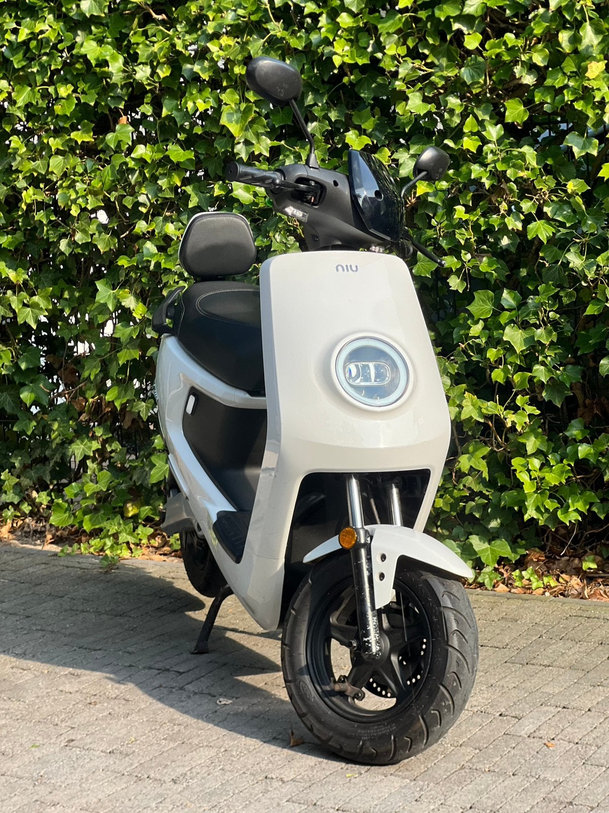NIU M+ Sport (45kmh) - goed lezen, Fietsen en Brommers, Scooters | Overige merken, Ophalen, Gebruikt, Maximaal 45 km/u, Elektrisch