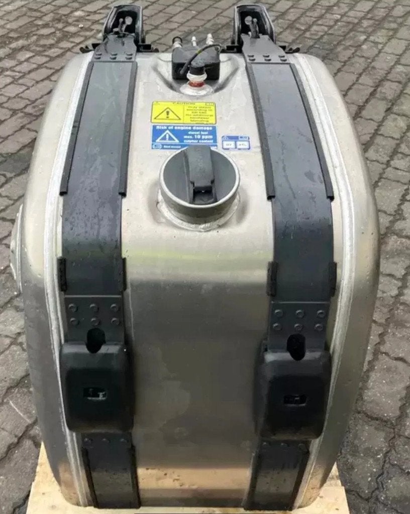 Scania 5 x nieuw super tank 200 liter + support, Auto-onderdelen, Gebruikt, Scania, Brandstofsystemen