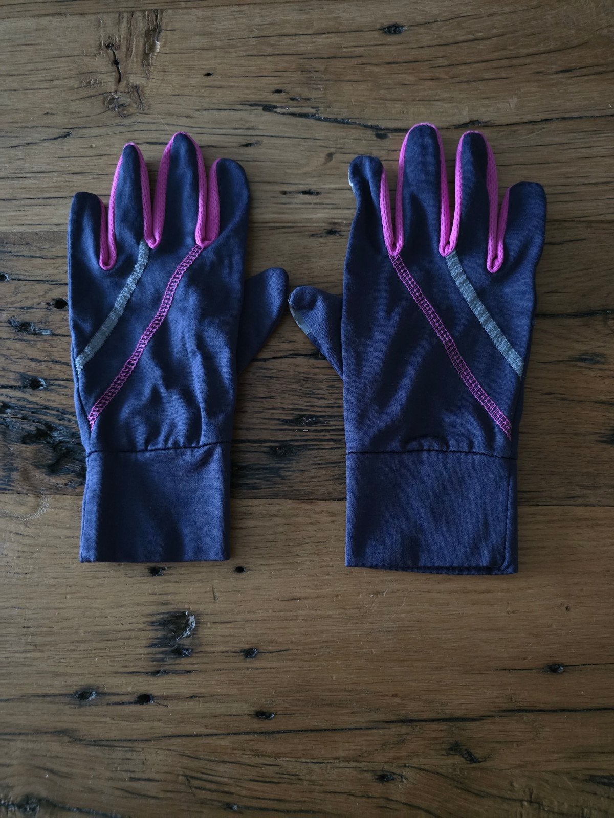 Te koop paarse dames hardloop handschoenen maat S, Paars, Ophalen of Verzenden, Zo goed als nieuw, Hardlopen of Fietsen