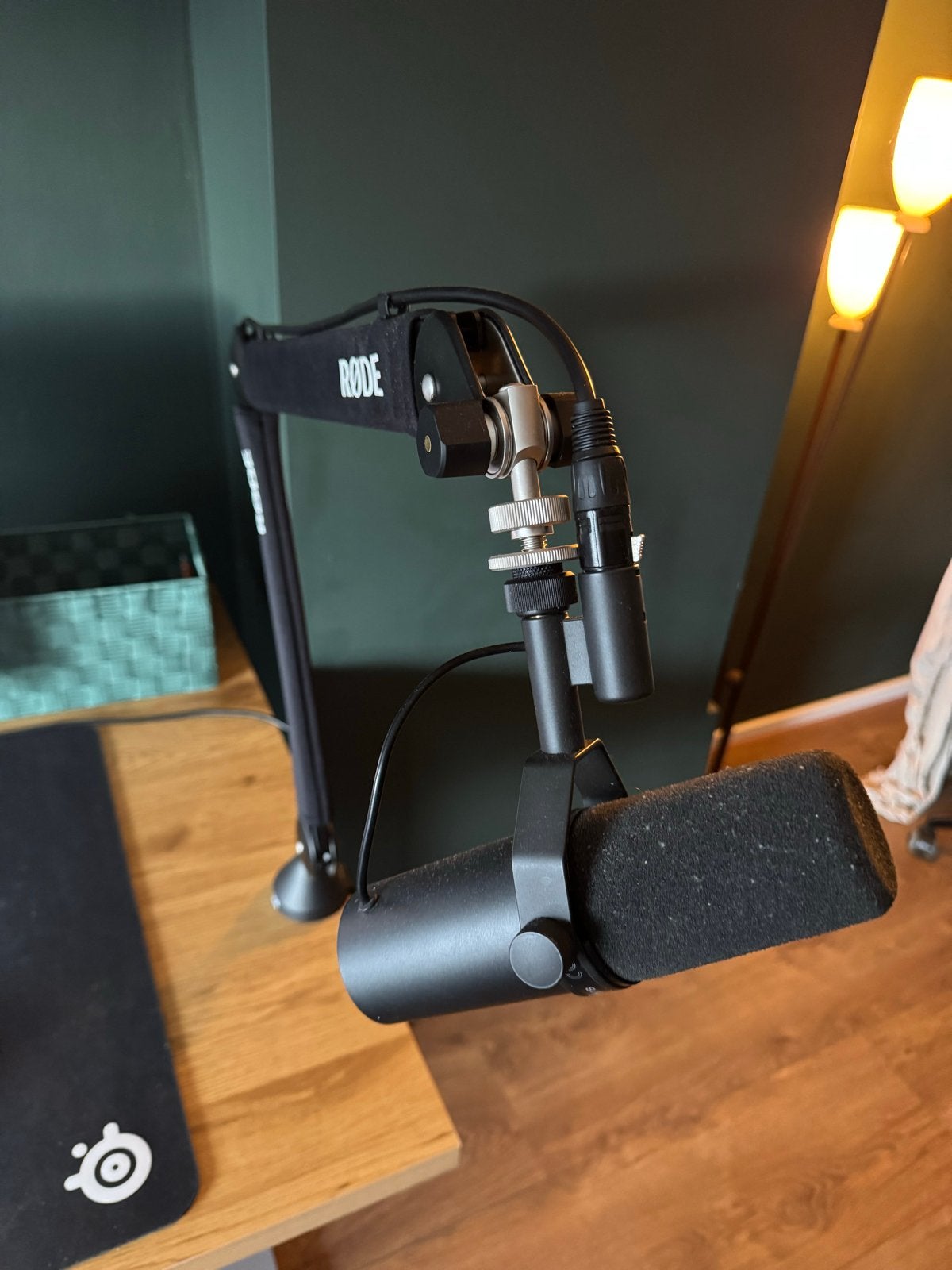 Shure SM7B, Rode PSA1+, Scarlett Solo Gen3 Studio Set, Ophalen of Verzenden, Zo goed als nieuw, Studiomicrofoon