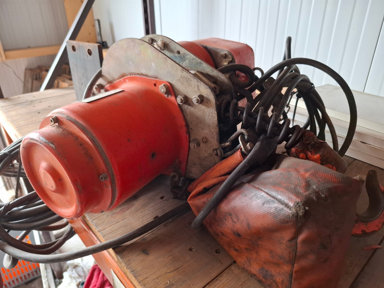 electrische kettingtakel krachtstroom 1 ton, Ophalen, Gebruikt, Elektrisch