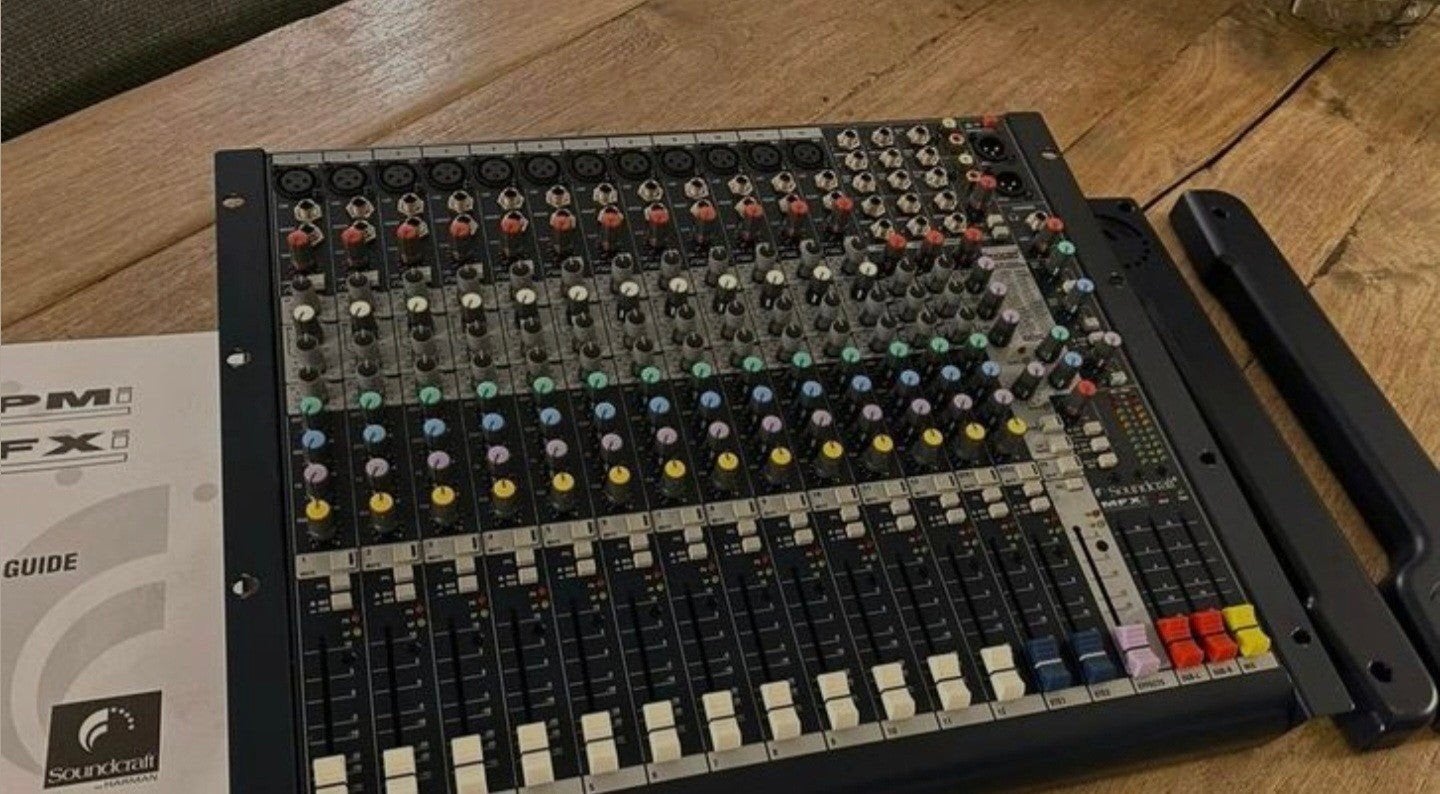 Soundcraft MFX 12. lexicon effect, Ophalen, Zo goed als nieuw, 10 tot 20 kanalen