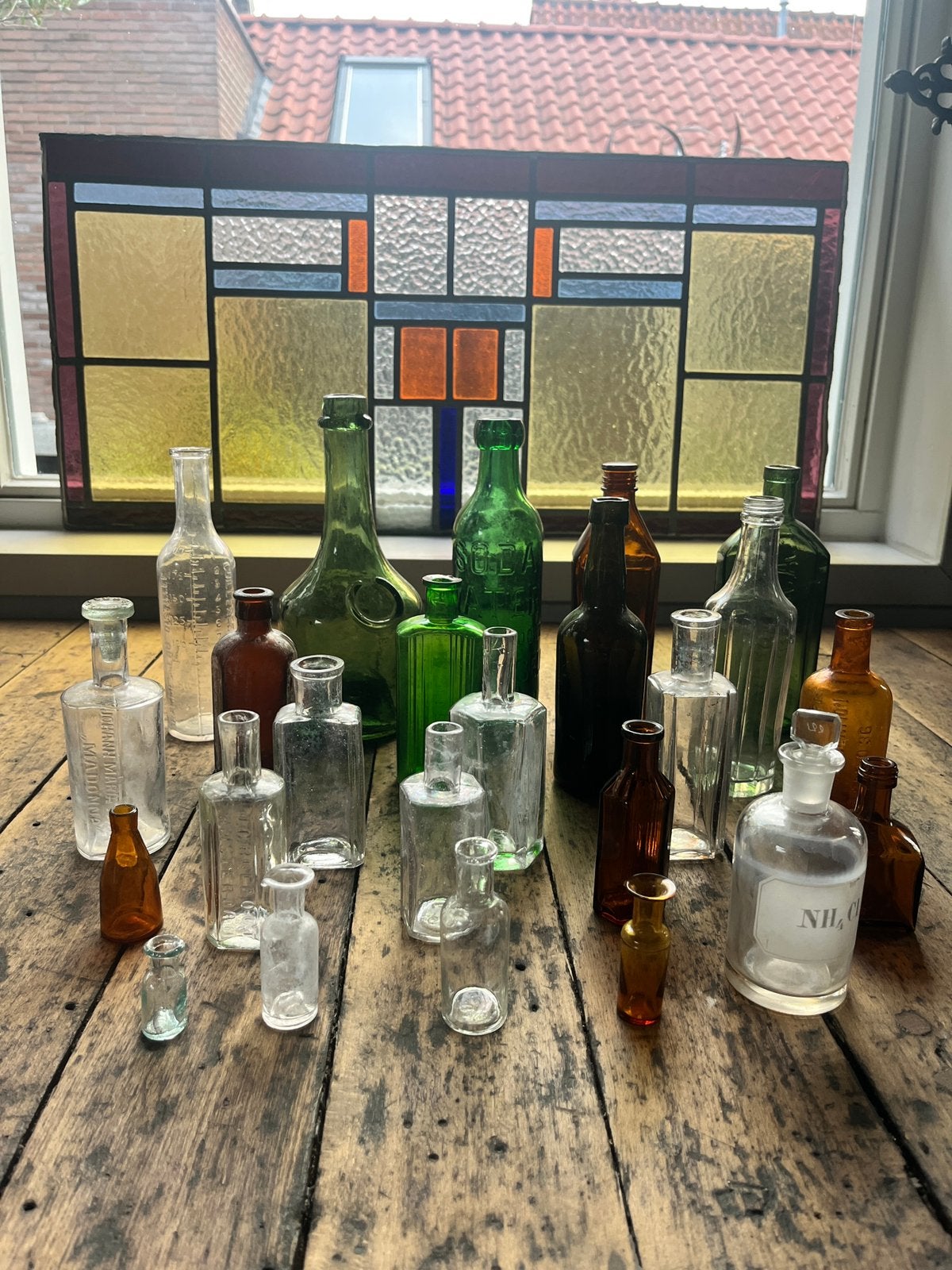 Veel antieke potjes flesjes medicijnen etc, Antiek en Kunst, Ophalen of Verzenden