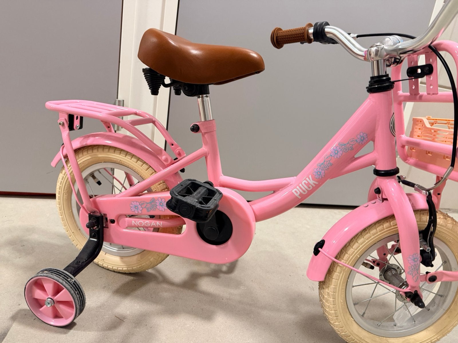Kinderfiets roze, Ophalen, Zo goed als nieuw, 16 tot 20 inch, Zijwieltjes
