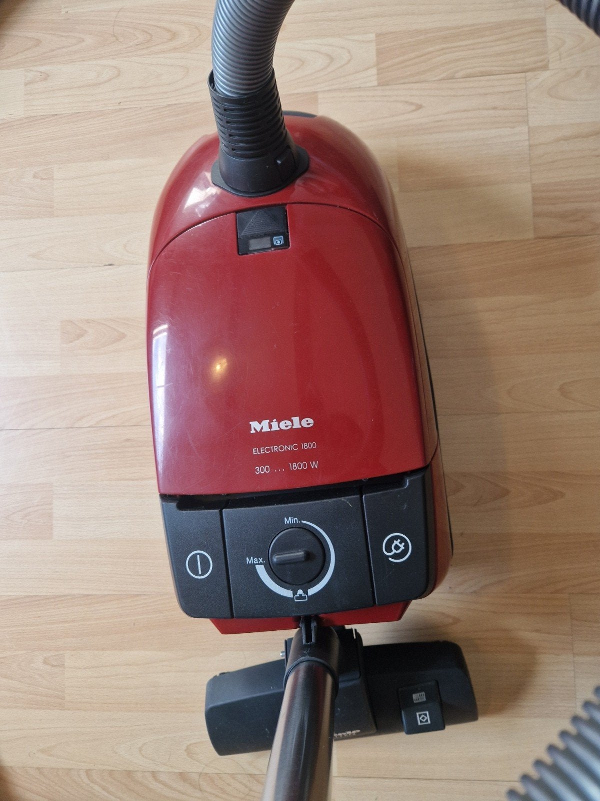 Stofzuiger Miele, Witgoed en Apparatuur, Stofzuigers, Stofzak, Ophalen of Verzenden, Miele, 1600 tot 2000 watt