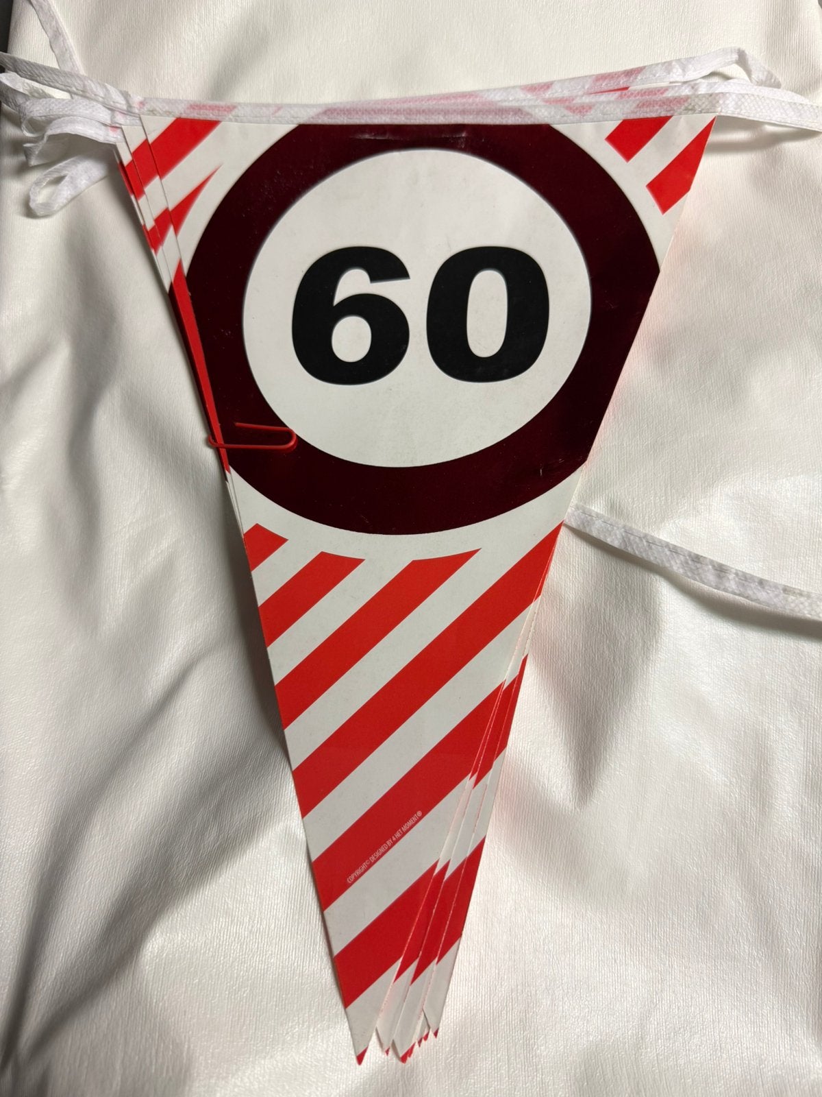 60 jaar vlaggetjes slinger., Ophalen of Verzenden, Zo goed als nieuw, Versiering, Verjaardag