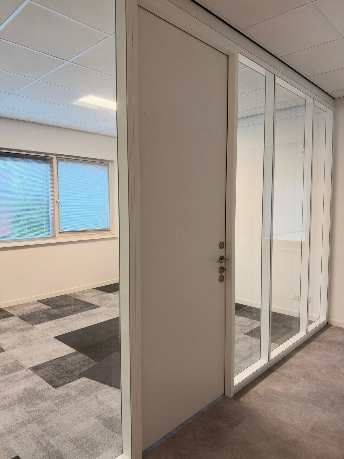 Aluminium glazenwand met deur 405 breed, Doe-het-zelf en Verbouw, Ophalen, Gebruikt, 225 cm of meer, Overige typen
