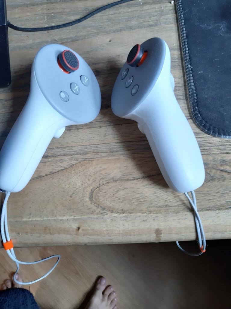 Surreal Touch controllers voor apple vision pro, Overige modellen, 13 inch, Ophalen of Verzenden, Onbekend