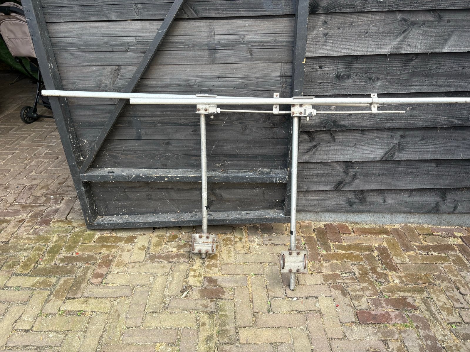 Aluminium mast met beugels, Telecommunicatie, Ophalen, Gebruikt, Mast
