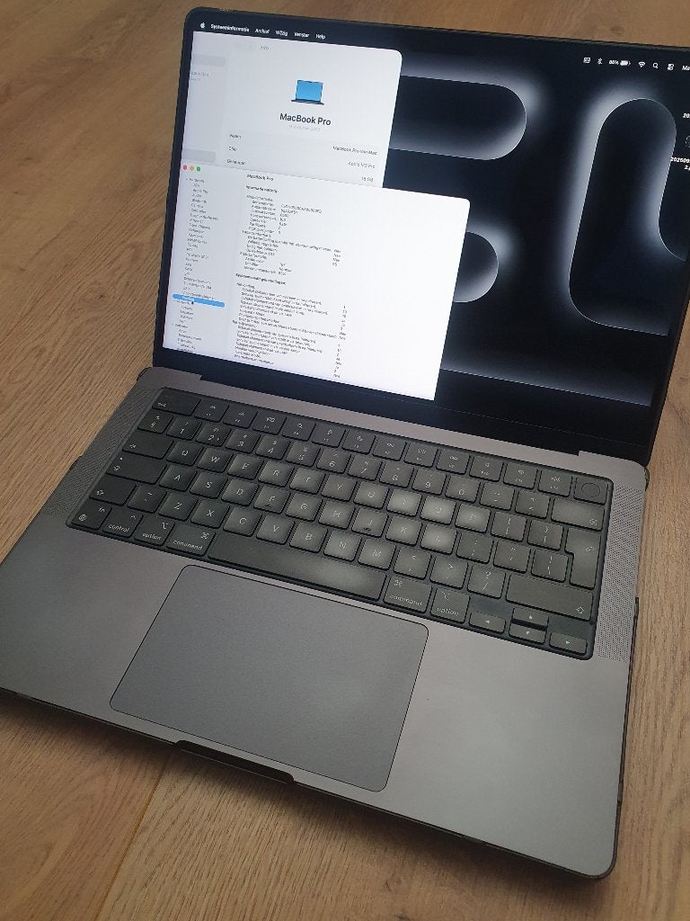 MacBook Pro 14" M3 18GB/512GB late 2023, 1 TB of meer, Overige groottes, Zo goed als nieuw, Ophalen