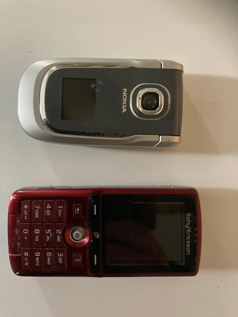 Sony Ericsson K750i & Nokia 2760 combideal, Ophalen of Verzenden, Minder dan 3 megapixel, Klassiek of Candybar, Zonder simlock