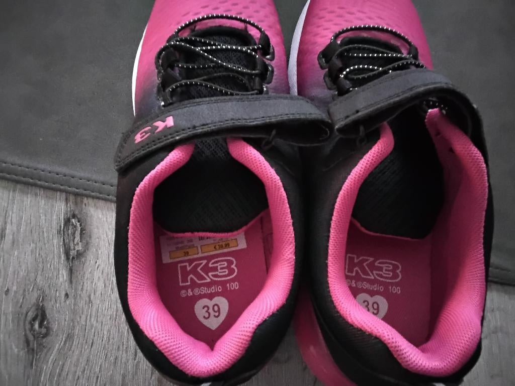 Schoenen, Ophalen of Verzenden, Roze, Sneakers of Gympen, Zo goed als nieuw