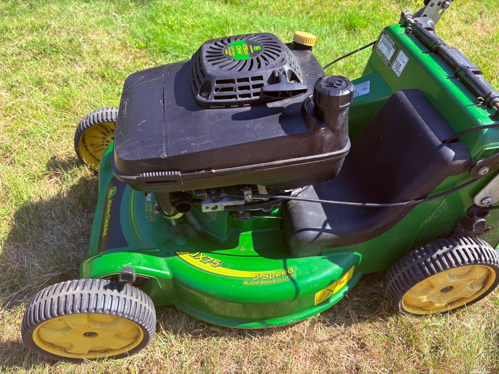 John Deere benzine grasmaaier met opvangbak, Ophalen, Zo goed als nieuw, 50 cm of meer, Versnellingen