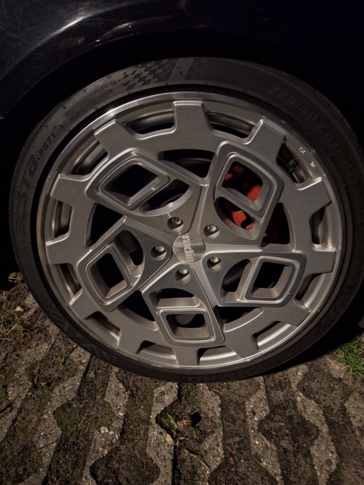 Radi8 Velgen 5x112 19 inch met Zomerbanden - ET42, Naaf 66.6, Auto diversen, Ophalen