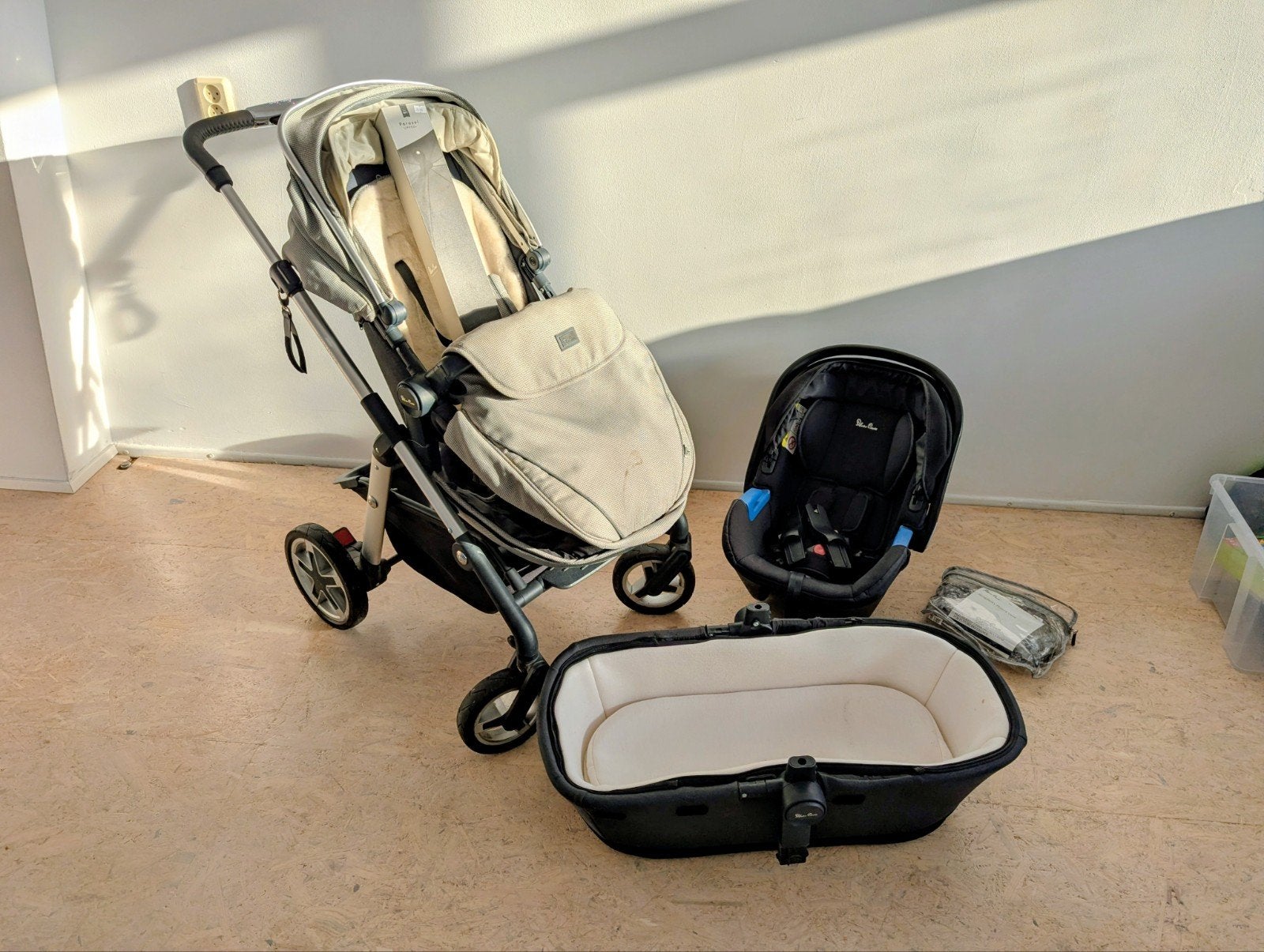 Silver Cross Pioneer reissysteem met ISOFIX base, Kinderen en Baby's, Kinderwagens en Combinaties, Ophalen