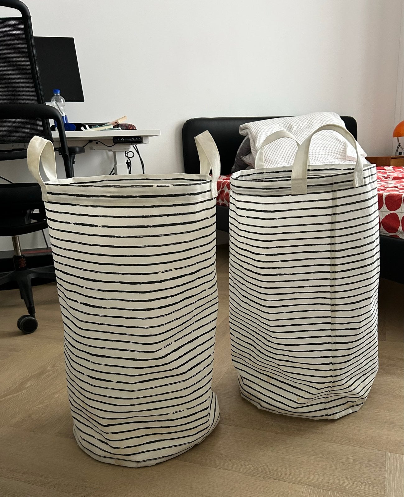 Set van 2 gestreepte wasmanden - 5 eur each, Ophalen, Zo goed als nieuw, Modern, Wit