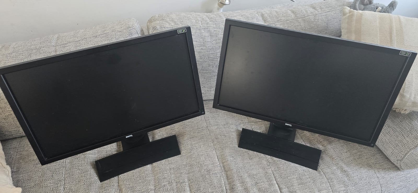 2 stuks BenQ Monitor, Computers en Software, Monitoren, In hoogte verstelbaar, HDMI, Full HD, Zo goed als nieuw