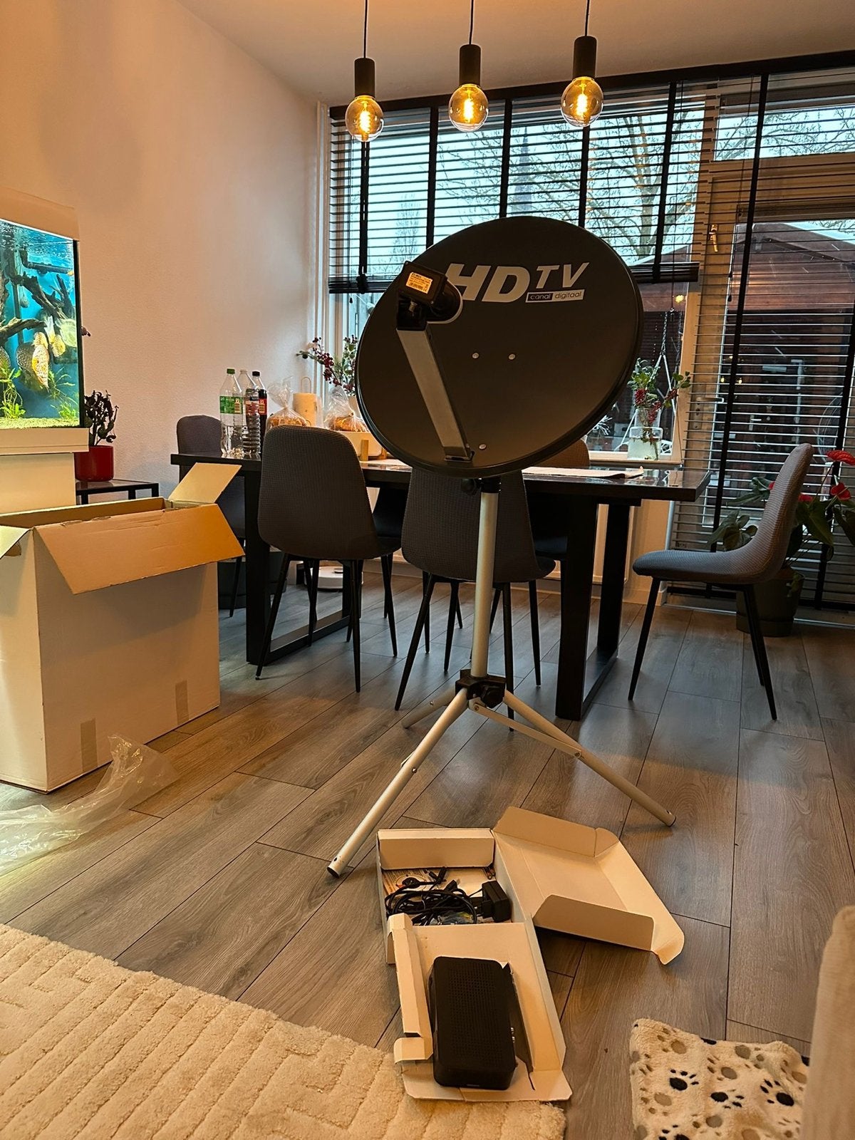 Canal Digitaal HDTV schotelantenne met standaard, Audio, Tv en Foto, Ophalen, Gebruikt, (Schotel)antenne, Overige merken