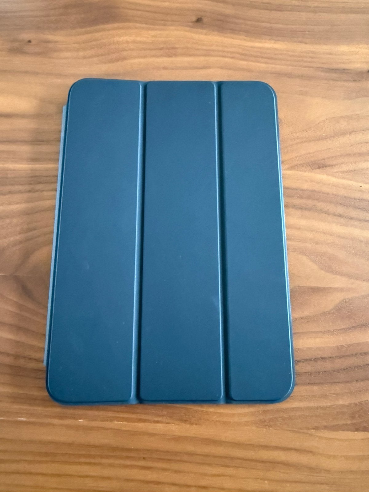 Apple folio ipad mini (6e en 7e generatie), Computers en Software, Ophalen of Verzenden, Zo goed als nieuw, 8 inch, Bescherming voor- en achterkant