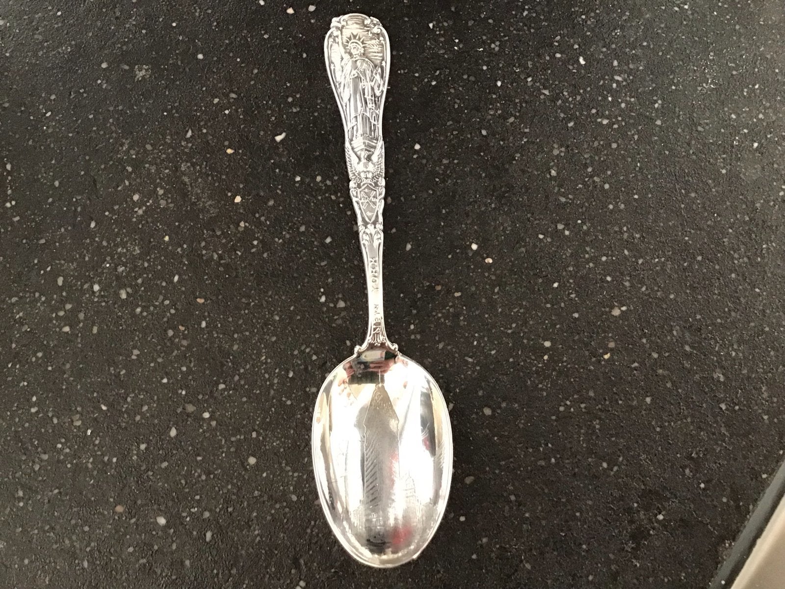 Tiffany & Co. Sterling Zilveren Lepel New York Flatiron, Antiek en Kunst, Antiek | Bestek, Ophalen of Verzenden