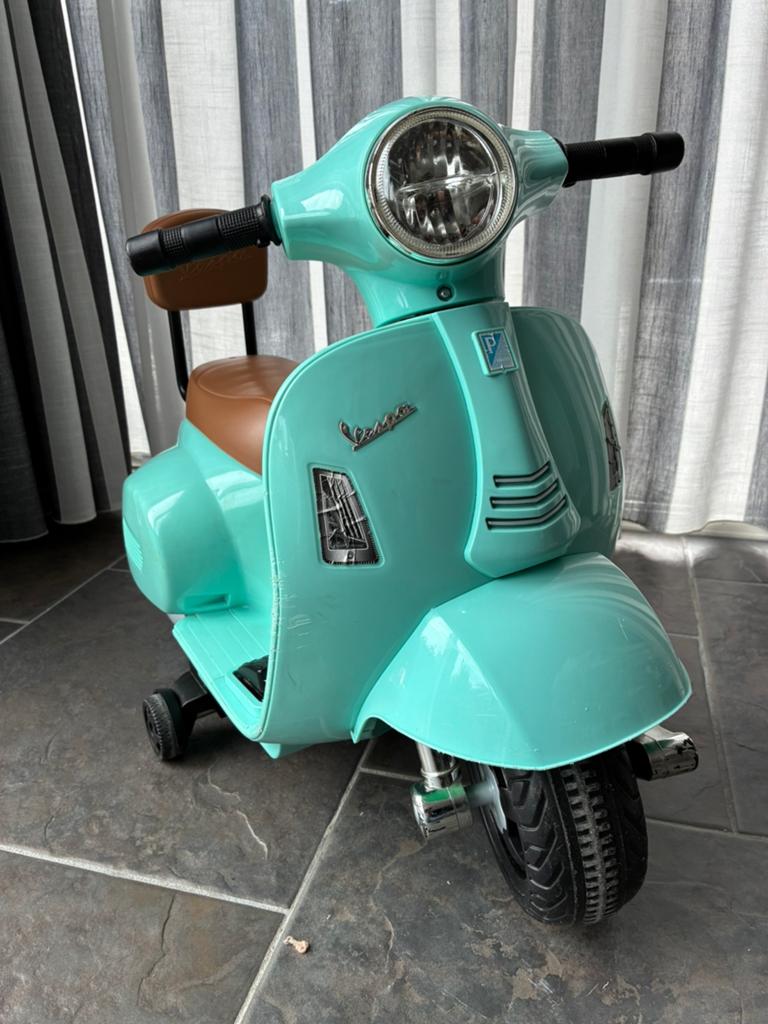 Te koop  leuke vespa scooter, Ophalen, Gebruikt, Ewijk, Mvwhandel@gmail.com