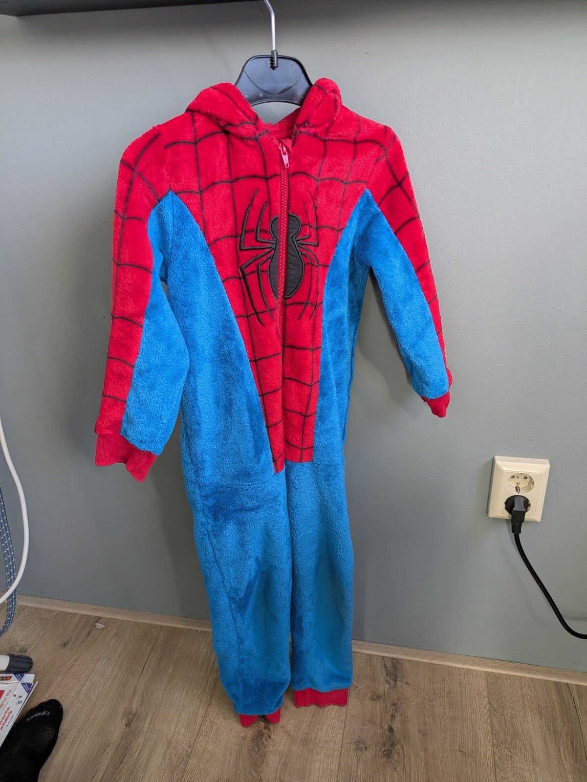Spiderman Marvel Onesie Maat 122 - Heerlijk Zacht, Gebruikt, Ophalen of Verzenden, Marvel, Setje