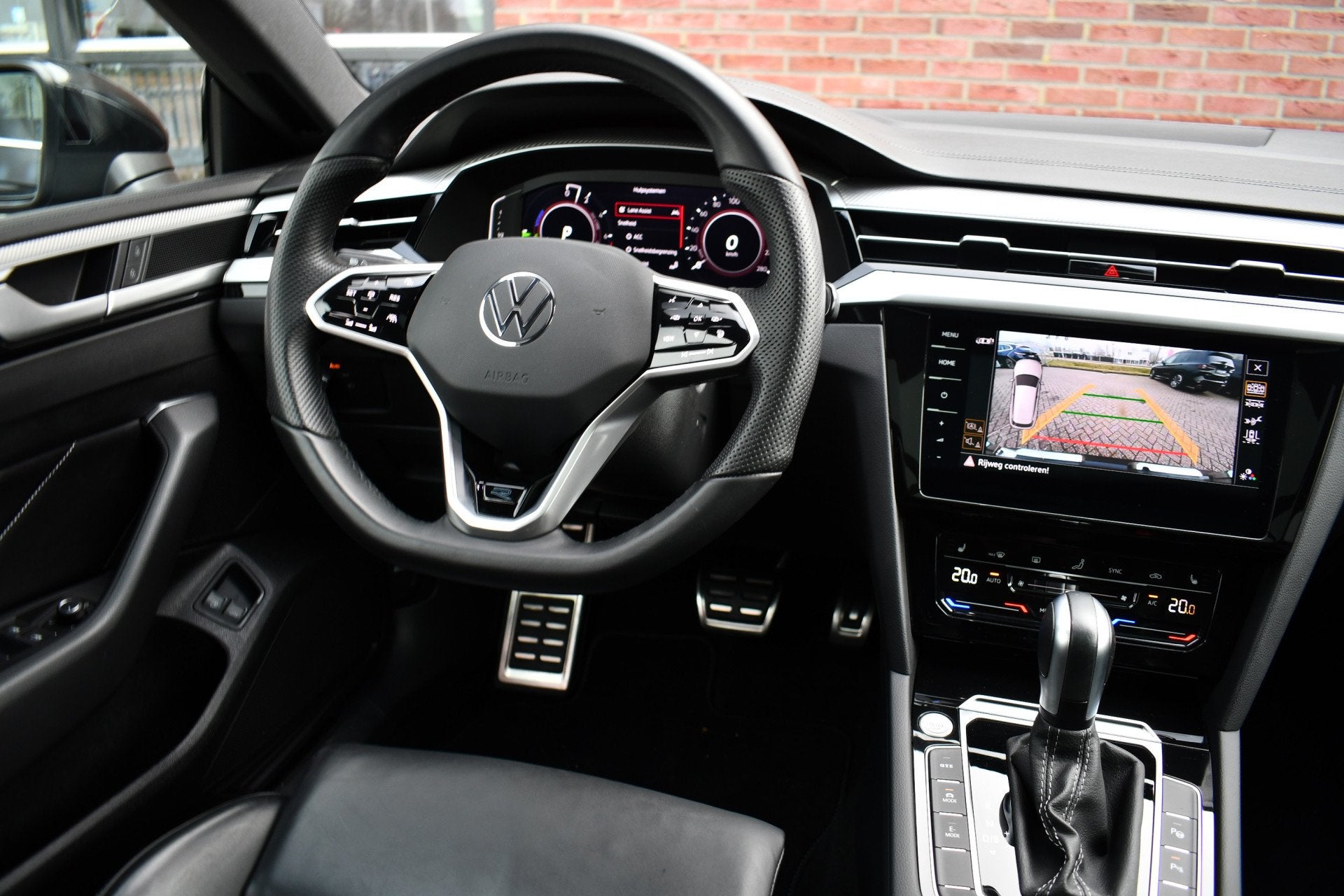Volkswagen Arteon Shooting Brake 1.4 TSI eHybrid R-Line Pano, 12 maanden, Arteon, Gebruikt, Zwart