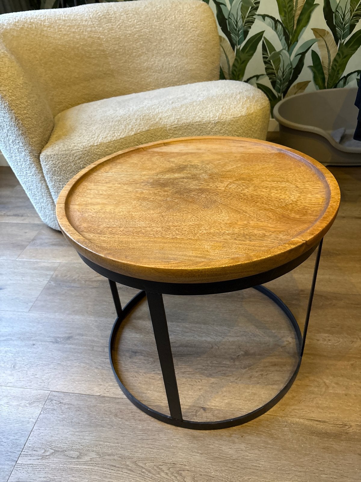 Ronde bijzettafel met houten blad en metalen onderstel, Huis en Inrichting, Tafels | Bijzettafels, Minder dan 55 cm, Rond, Zo goed als nieuw